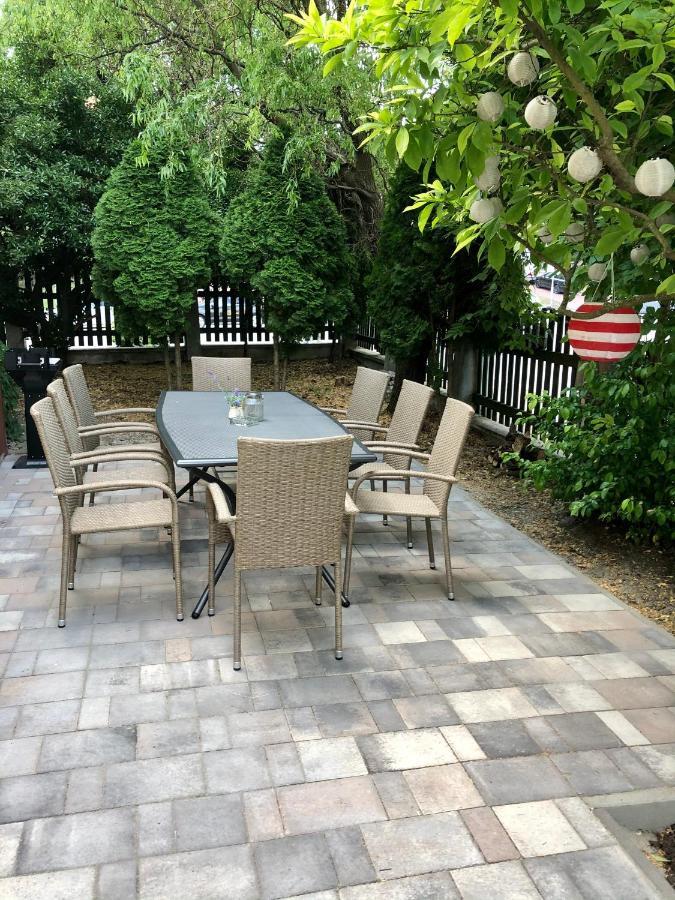 Katus Apartman Apartment Егер Екстериор снимка