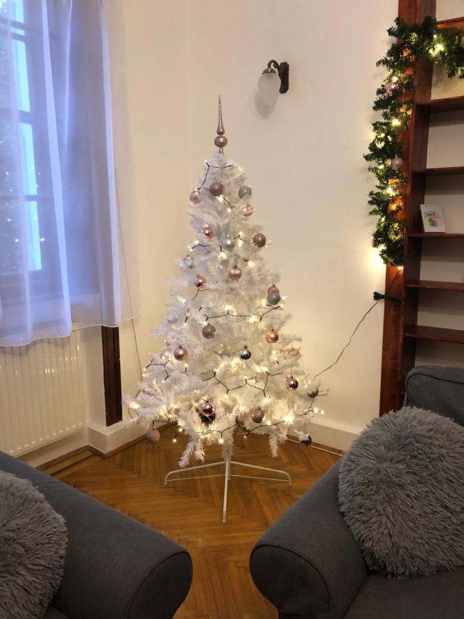 Katus Apartman Apartment Егер Екстериор снимка