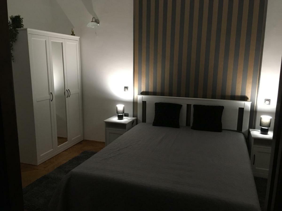 Katus Apartman Apartment Егер Екстериор снимка